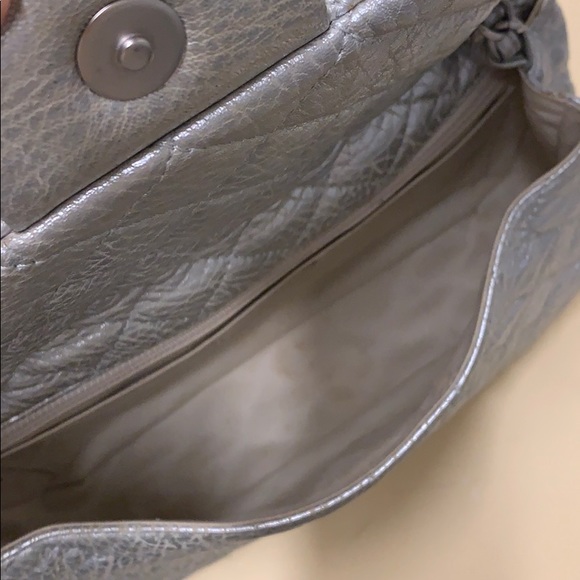 Crinkled Leather Single Flap Vintage Chanel - Picture 3 of 8